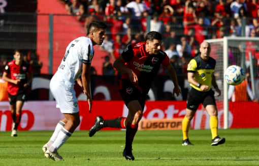 Central Córdoba venció a Newell's en un partidazo cargado de emociones y golazos