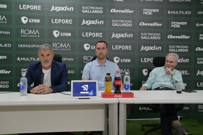 Ferro Carril Oeste inicia la Temporada 2025 con renovaciones y proyecciones