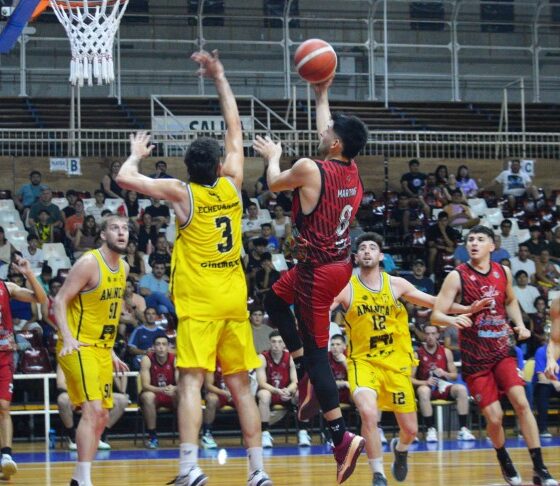 En un encuentro vibrante y con un marco de público entusiasta en el Estadio Delmi, Salta Basket superó anoche a Amancay de La Rioja por 73-60