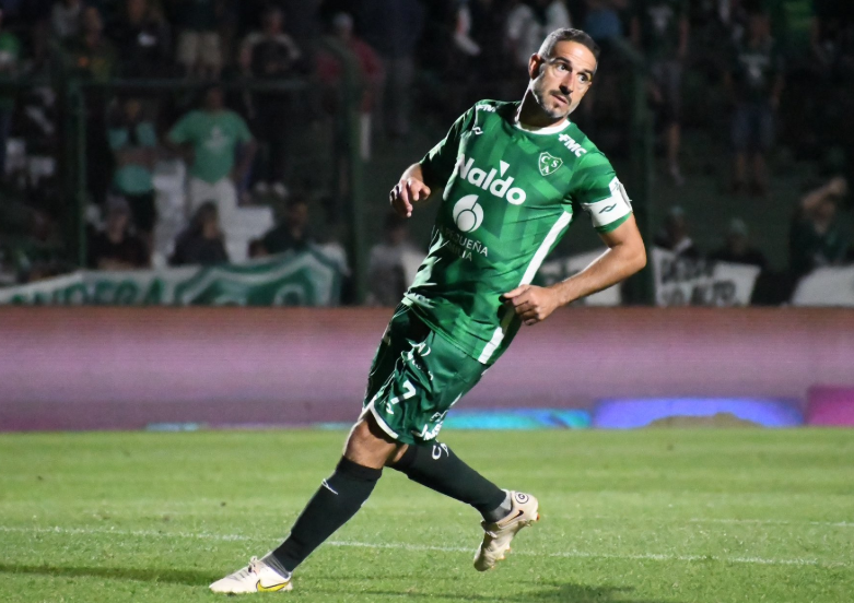 Sarmiento y Defensa y Justicia igualaron 1-1 en un duelo intenso en Junín