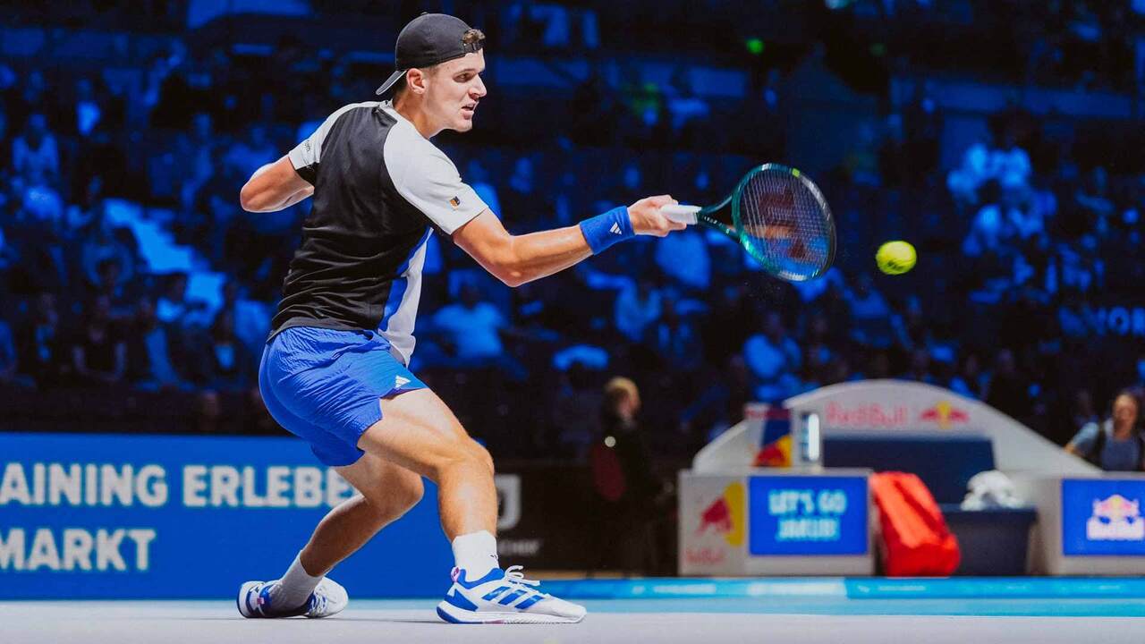 Mensik se inspira en Sinner para brillar en las Next Gen ATP Finals