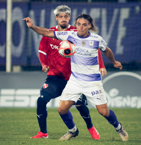 Independiente golea a Defensor Sporting 
