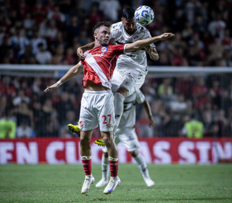 Argentinos Juniors venció a Platense en un clásico agónico