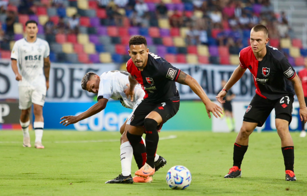 Central Córdoba venció a Newell’s y se subió a la cima del Apertura