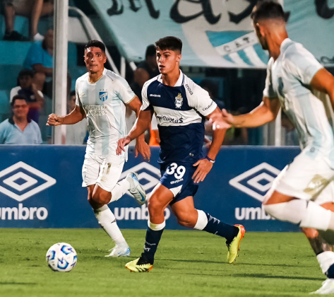 Gimnasia ganó en Tucumán y se mete en la pelea de la Zona B