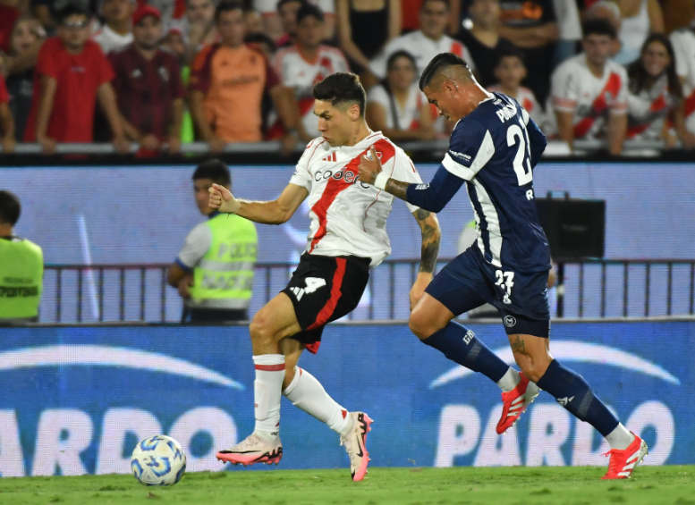 Talleres se coronó campeón de la Supercopa Internacional tras vencer a River en los penales