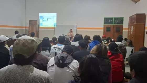 Charla sobre prevención de la violencia en el deporte infantil en Rosario de Lerma