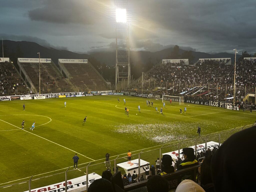 Central Norte cayó sobre el final ante Gimnasia de Jujuy