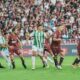 Clásico del Sur con emociones y polémica: Lanús y Banfield empataron 1-1 en La Fortaleza