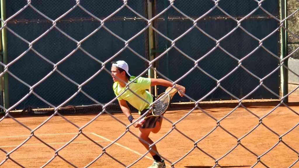 Santiago Martínez, campeón en Catamarca y nuevo título para el tenis salteño