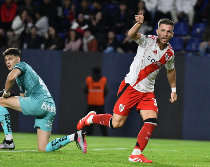 River Plate rescató un empate épico en la altura de Quito