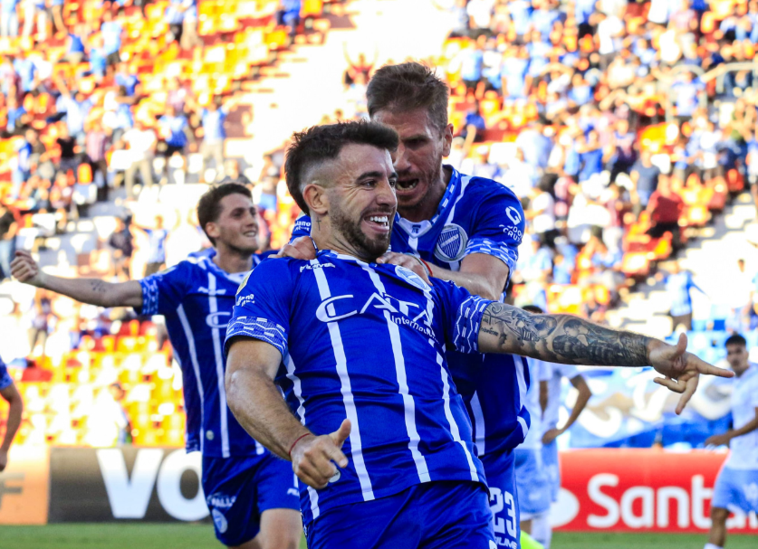 Godoy Cruz ganó y se metió en playoffs tras vencer a Atlético Tucumán