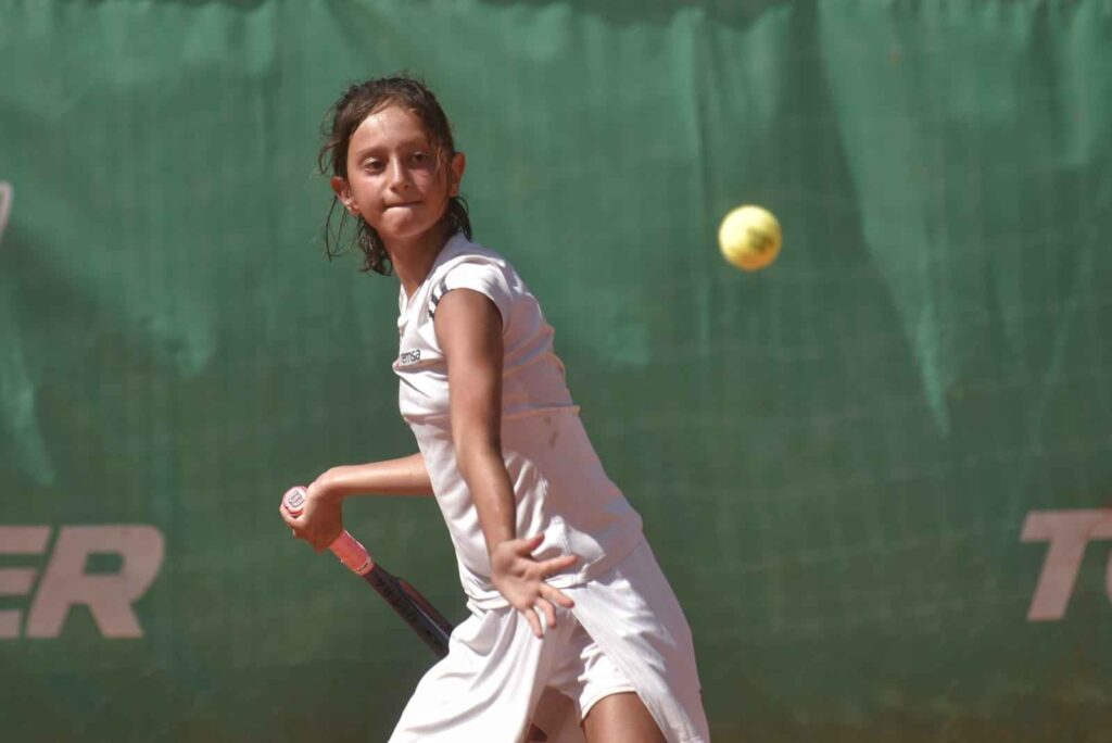 Florencia Mardones ya viaja rumbo a Brasil para el Clasificatorio COSAT hacia Wimbledon