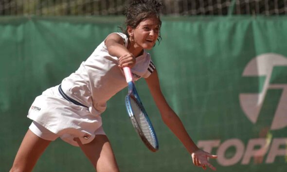 Florencia Mardones ya viaja rumbo a Brasil para el Clasificatorio COSAT hacia Wimbledon