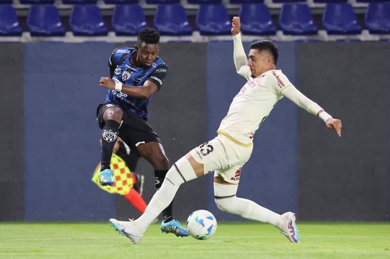 Independiente del Valle se impuso por la mínima ante Universitario en la Libertadores