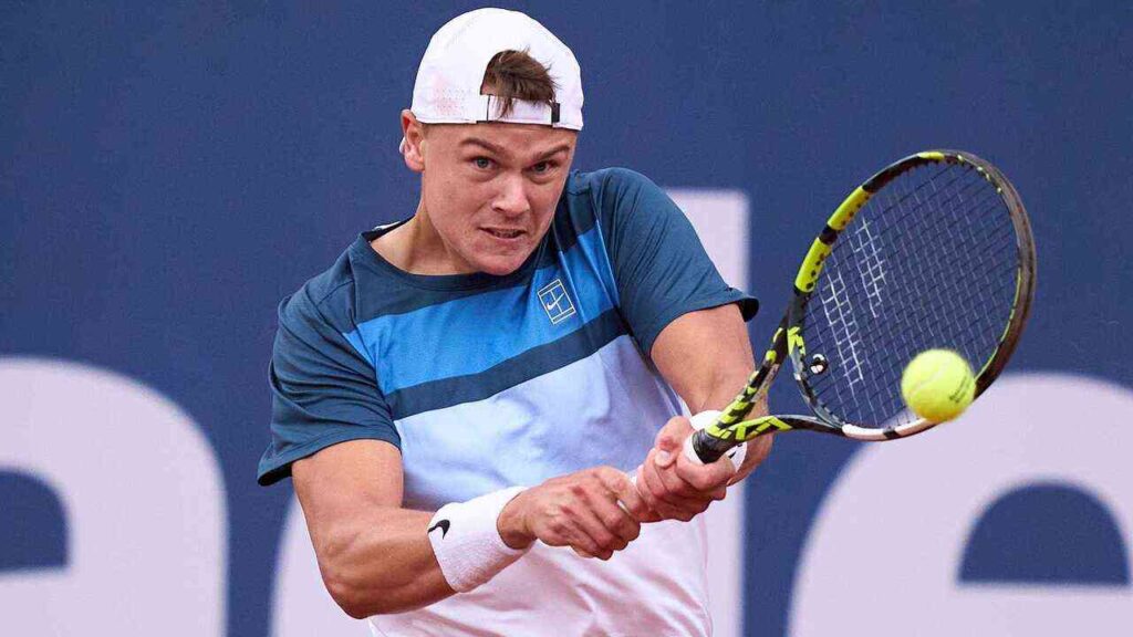 Alcaraz y Rune avanzan a la final del Barcelona Open Banc Sabadell y prometen un duelo de alto voltaje