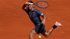 Nishikori triunfa en ATP 250 de Ginebra