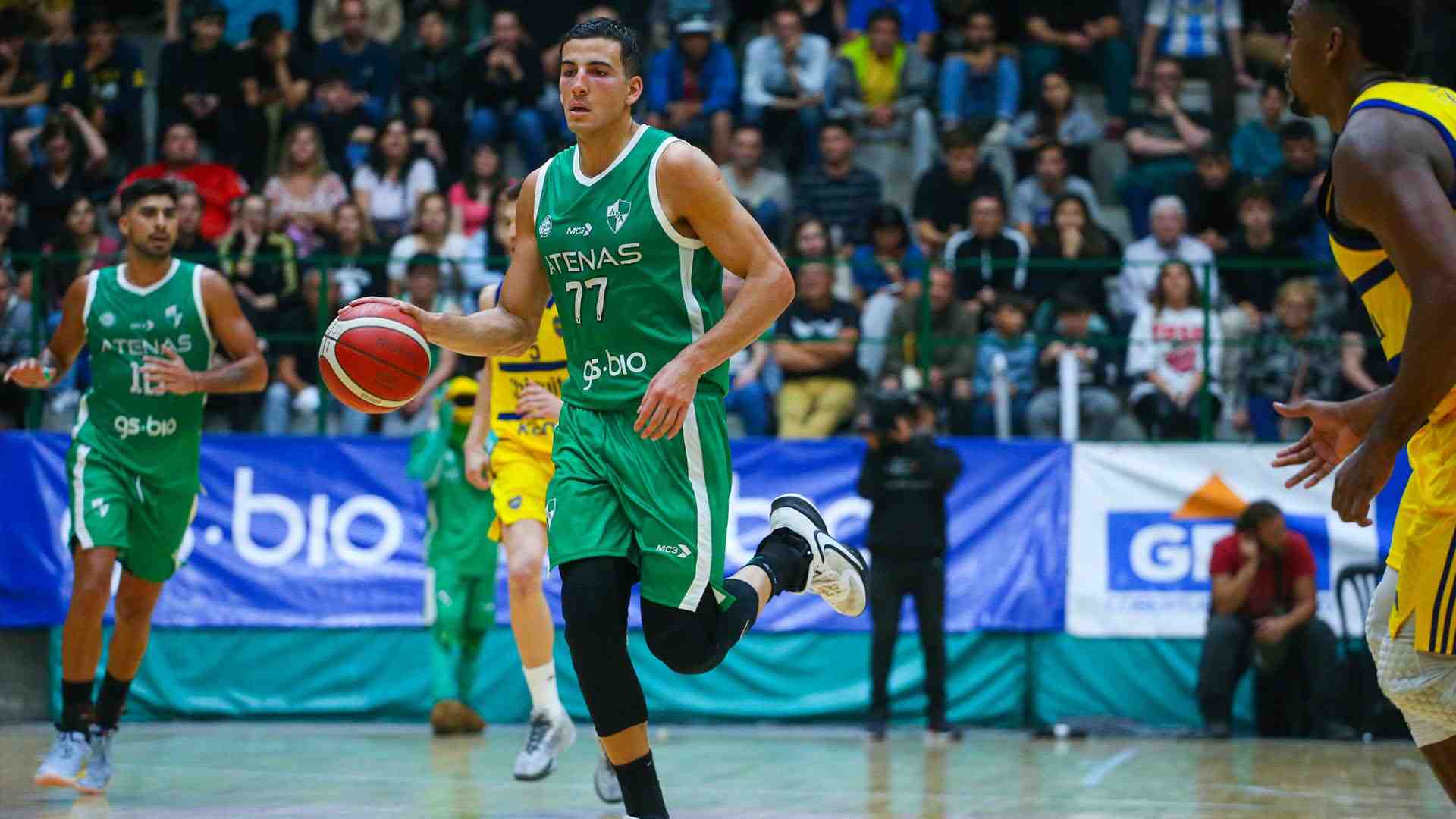 Oberto seguirá siendo clave en la estructura de Atenas para la 2025/26.