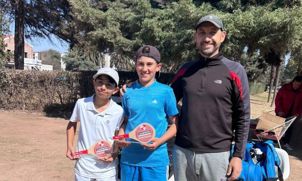 Salta fue protagonista absoluta con la gran actuación de sus tenistas en el Regional de Menores.