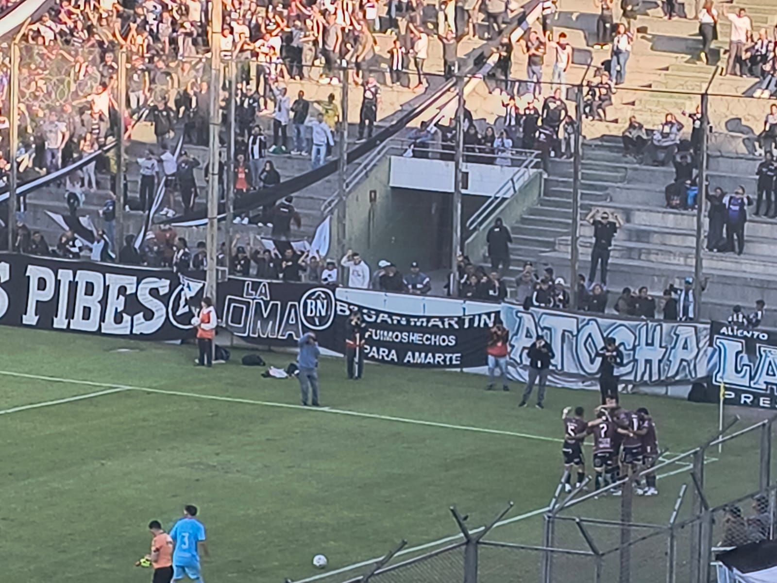 Central Norte fue contundente, dominó de principio a fin y goleó en casa para salir del fondo.