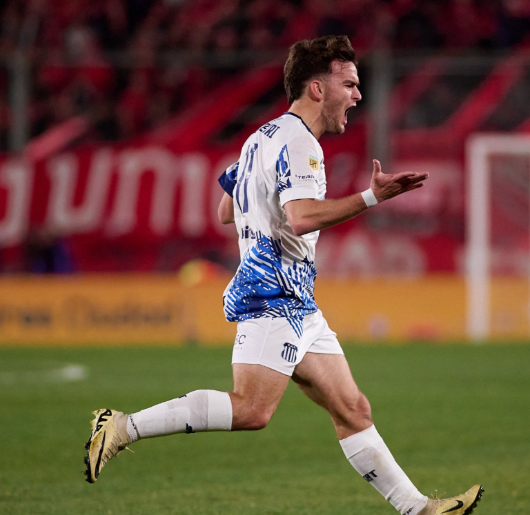 Talleres venció a Independiente en Avellaneda con goles de Schott y Depietri