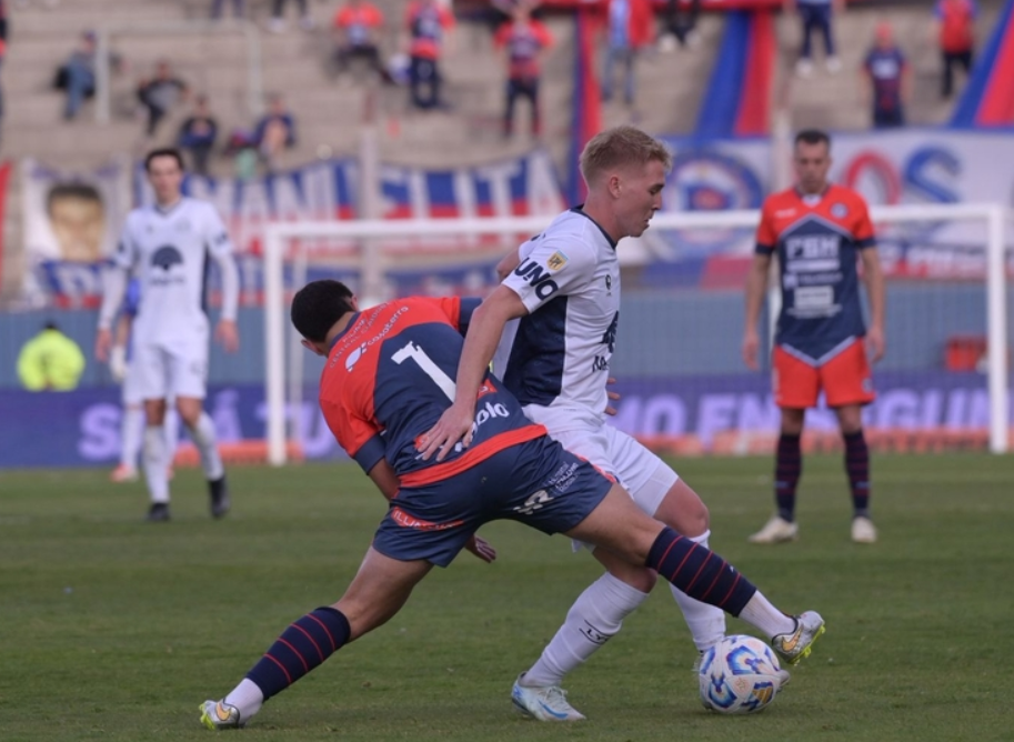 Central Córdoba quedó eliminado en una noche histórica frente a Independiente Rivadavia