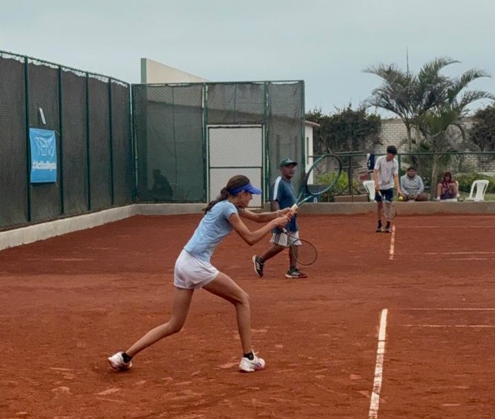Florencia Mardones ganó un partidazo en Lima y está en cuartos del COSAT Grado 1 Sub-16.