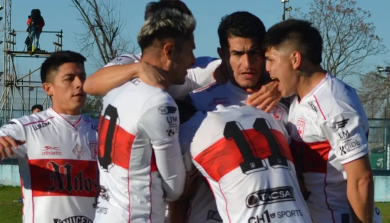 Joaquín Livera lateral izquierdo de Morón