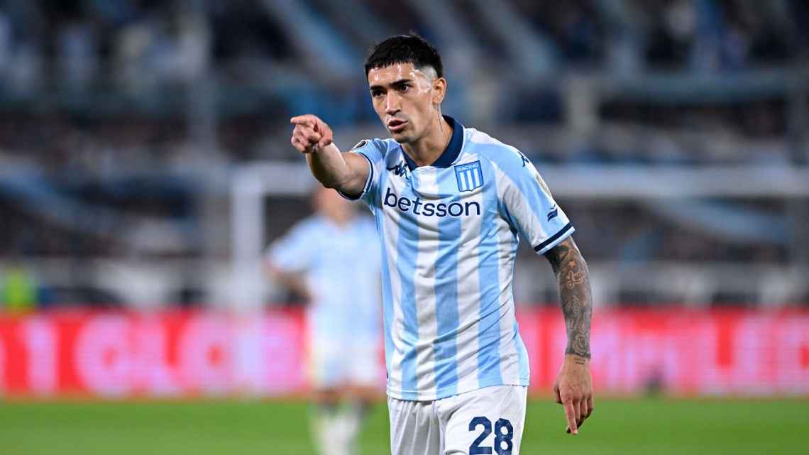 Con goles de Maravilla Martínez y Solari, Racing eliminó a Vélez y alcanzó las semifinales de la Libertadores, despertando la ilusión de todo Avellaneda.