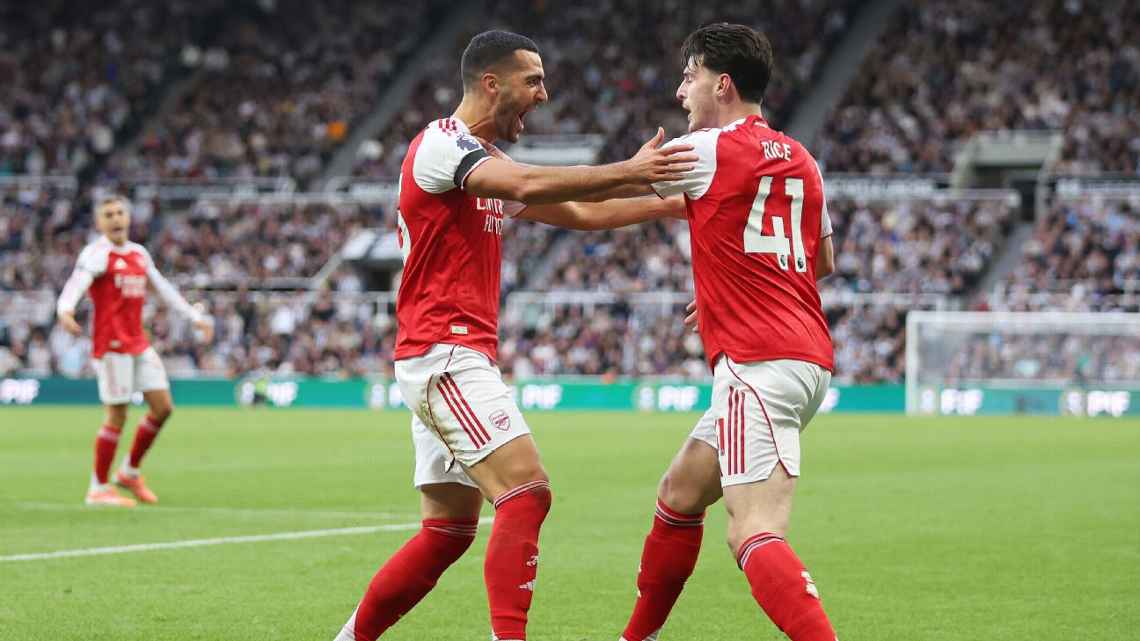 Arsenal derrota al Newcastle en el descuento