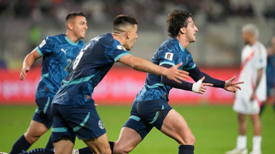 Paraguay vence a Perú con gol de Galarza y cierra con broche de oro su clasificación al Mundial 2026.