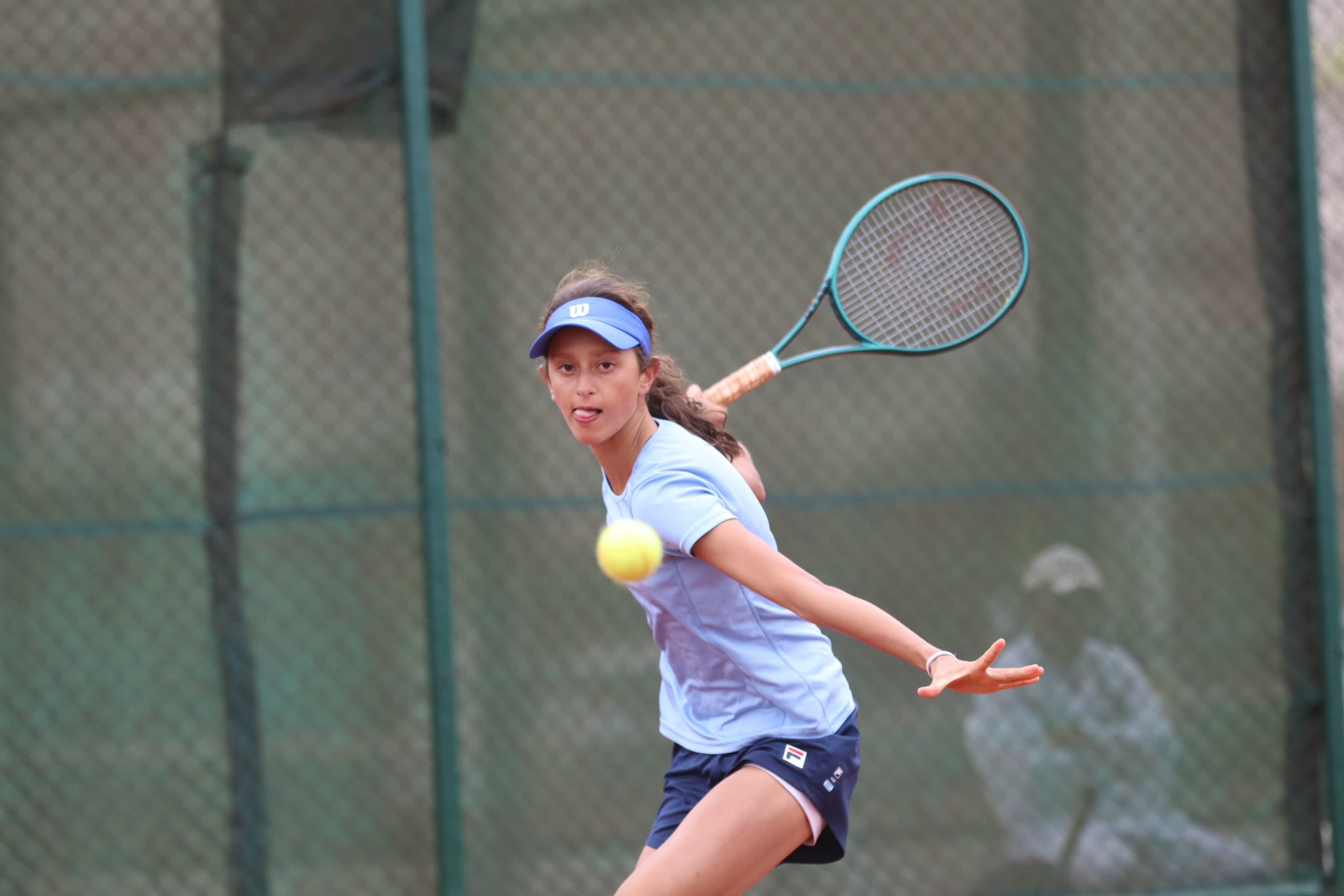 Florencia Mardones ganó con autoridad a Agustina Valdivia y avanzó a cuartos de final del COSAT Grado 1 de Cochabamba.