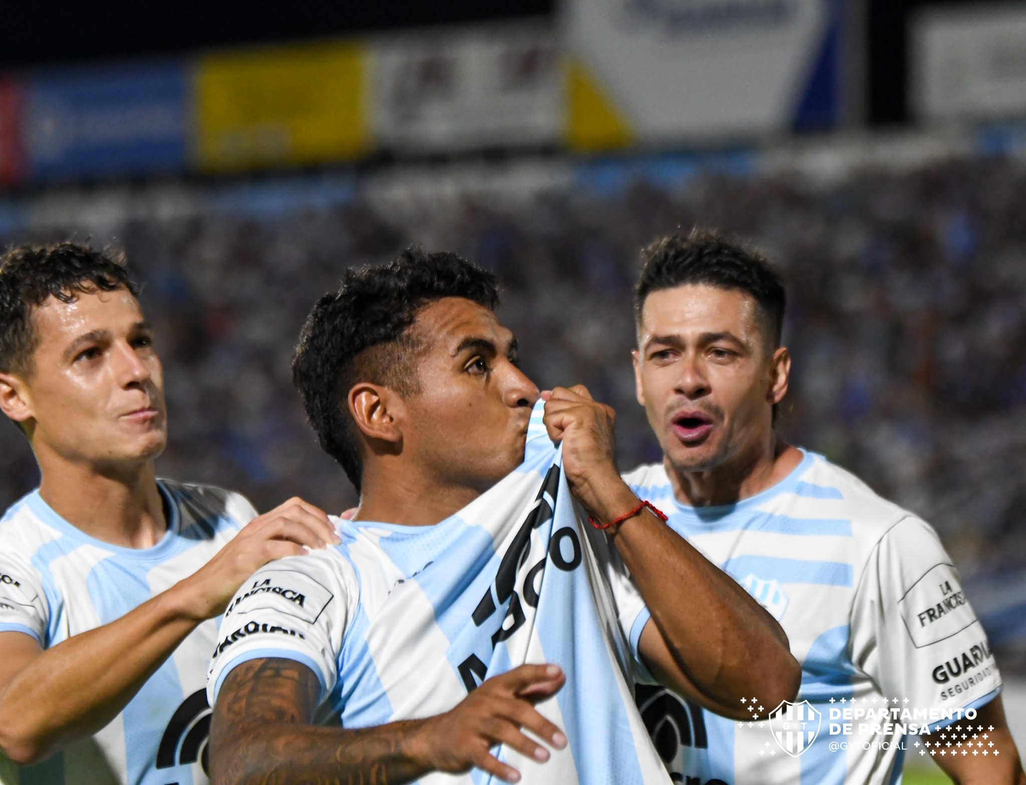 Gimnasia y Tiro le ganó a Temperley 2-0 en Salta y avanzó a los cuartos de final del Reducido de la Primera Nacional.