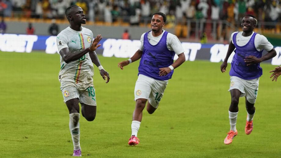 Senegal goleó 4-0 a Mauritania y clasificó al Mundial 2026, logrando su tercera participación consecutiva.