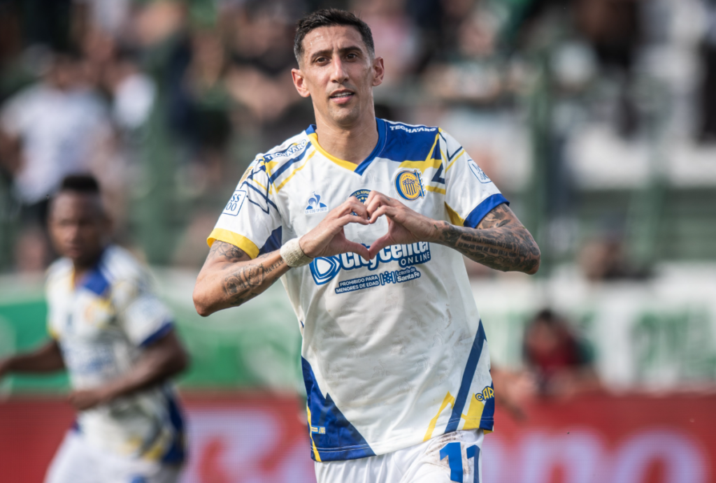 Di María le dio el triunfo a Rosario Central y hundió a Sarmiento en la lucha por la permanencia