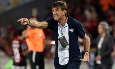 “No soñamos con ir a Lima, vamos a ir”, dijo Gustavo Costas tras la derrota de Racing ante Flamengo. El DT se mostró orgulloso de su plantel y confía en revertir la serie en Avellaneda.
