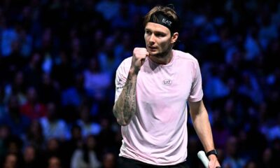 Alexander Bublik hace historia en París