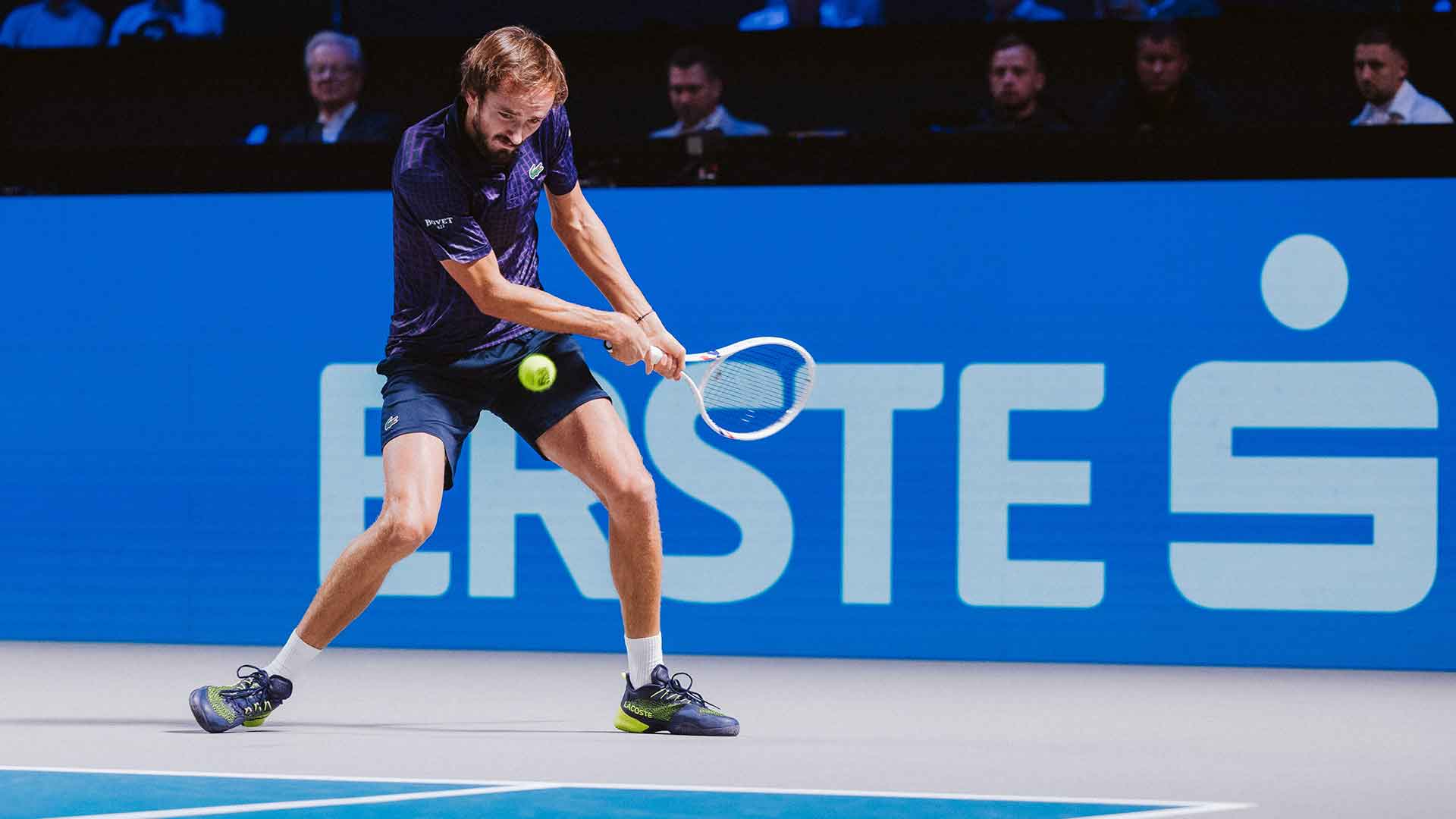 El ruso Daniil Medvedev derrotó a Nuno Borges en tres sets y consolidó su renacer competitivo en el ATP 500 de Viena.
