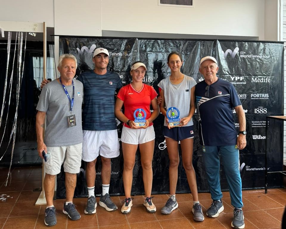 Florencia Mardones se consagró campeona de dobles en el ITF J30 Neuquén y fue semifinalista en singles. Semana brillante para la salteña.