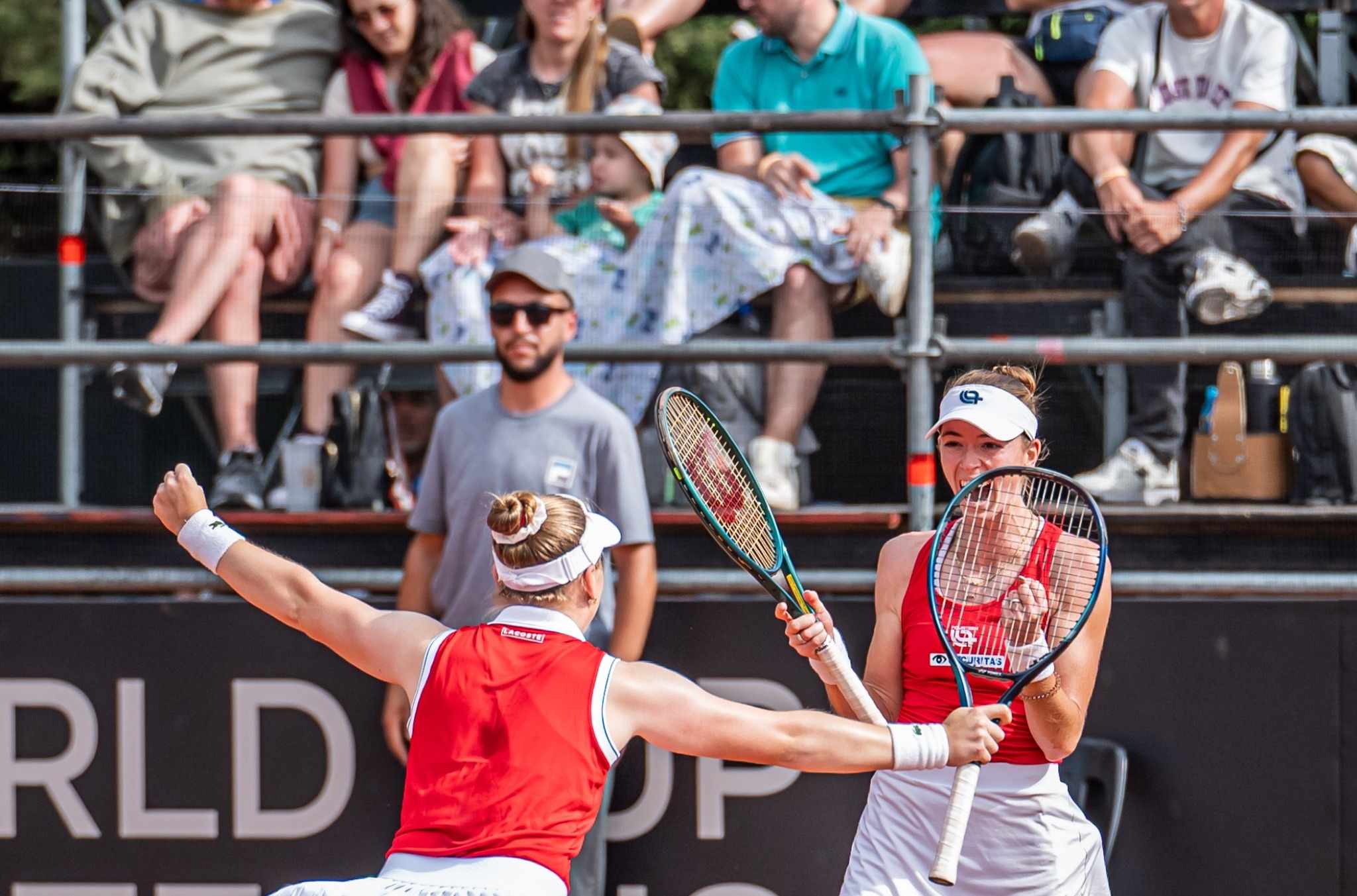 Argentina perdió 2-1 ante Suiza en Córdoba y jugará el Grupo I Americano en 2025. Suiza avanzó a los Qualifiers 2026 de la Billie Jean King Cup.