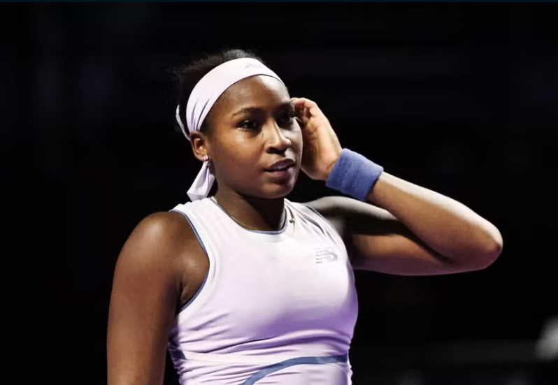 Gauff vence a Paolini 6-3 y 6-2 y mantiene vivas sus opciones de semifinales en las WTA Finals de Riad. Encuentra buenas sensaciones.