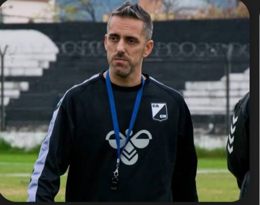 Fornasari renunció a Central Norte para asumir en Racing de Córdoba. El Cuervo aceptó su salida mediante resarcimiento económico.