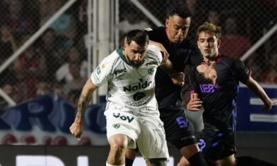 San Lorenzo y Sarmiento empataron 1-1 en un cierre dramático y el Verde sigue en carrera por los octavos del Clausura 2025.