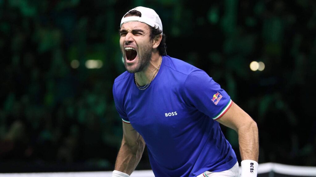 Italia venció 2-0 a Austria con triunfos de Berrettini y Cobolli y avanzó a semifinales de la Copa Davis por cuarta vez consecutiva.