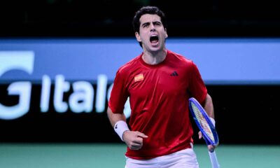 España vence a Chequia y avanza a semifinales de la Copa Davis