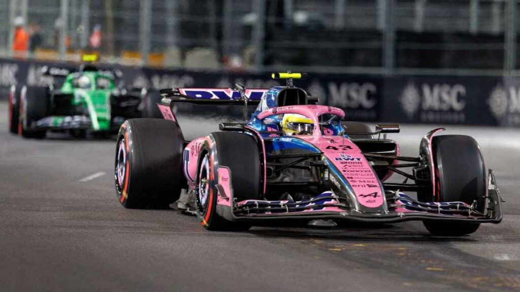 Colapinto terminó 16º en los entrenamientos del GP de Las Vegas tras una primera tanda complicada. Alpine con problemas de grip y ritmo.