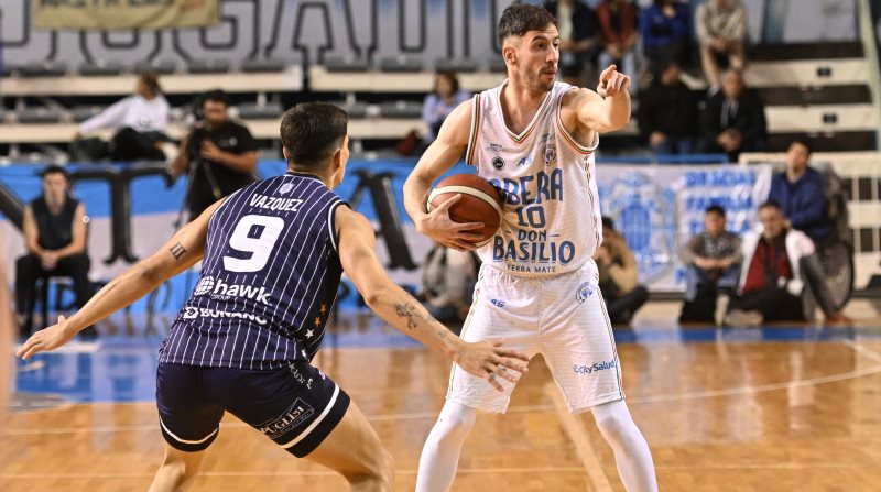 Oberá puso fin a la racha de Peñarol con un gran triunfo en Mar del Plata. Ferro superó a Gimnasia en el Etchart por la Liga Nacional.