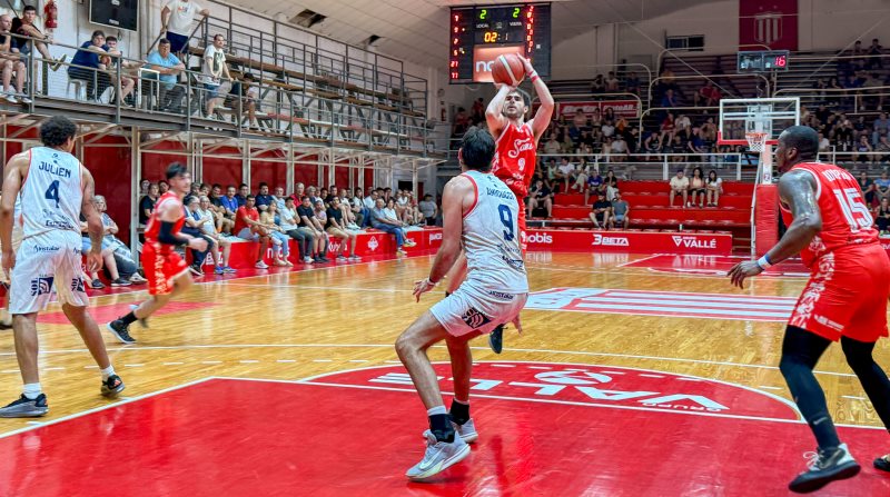 San Isidro venció 113-84 a Independiente con una actuación dominante en el Antonio Manno. Suñé y Buchaillot, figuras de la noche.