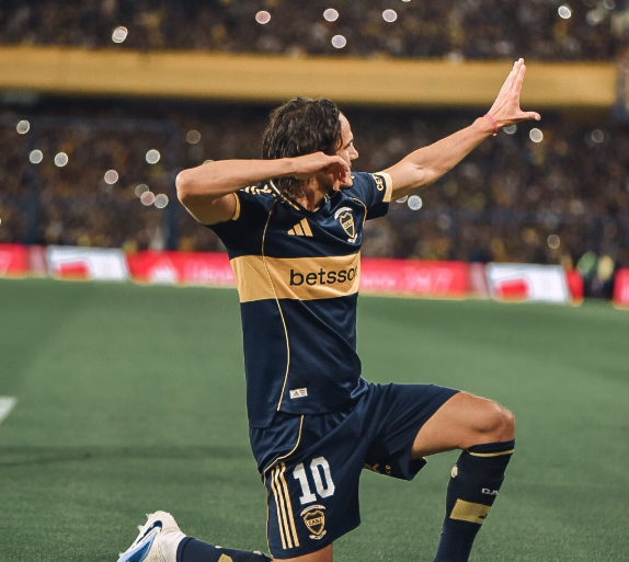 Cavani volvió y Boca festeja: victoria y punta en La Bombonera