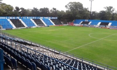 Almagro 2026 avanza con una fuerte reestructuración: 11 bajas confirmadas, creación de la Secretaría Técnica y nuevas salidas del plantel.